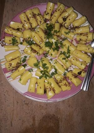 A picture of Gujarati khandvi.