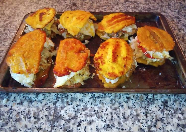 Patacones relleno de coliflor