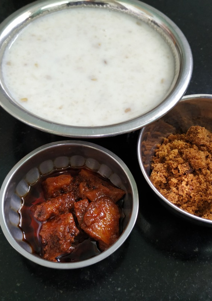 வெந்தயக் கஞ்சி செய்முறை முக்கிய புகைப்படம்