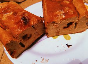 Una foto de Budín capuchino proteico relleno de dulce de leche sugar free y bajo en hidratos