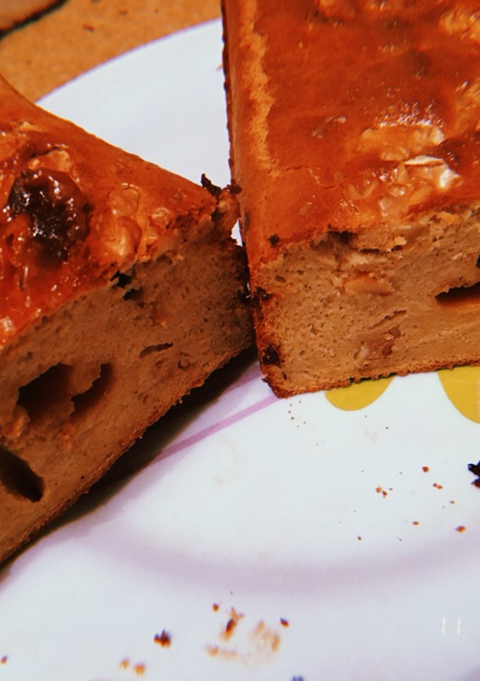 Una foto de Budín capuchino proteico relleno de dulce de leche sugar free y bajo en hidratos