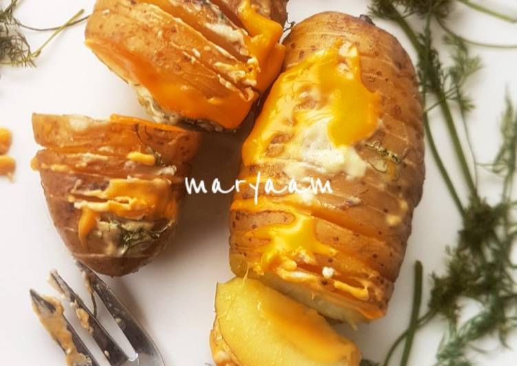 Simple Way to Prepare Cheesy Baked potato in 14 Minutes at Home