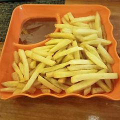A picture of Fries (snacks).