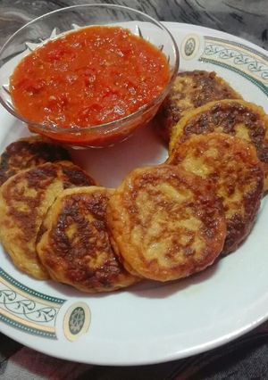 عکسی از دستور کوکو سیب زمینی با سس گوجه فرنگی خانگی