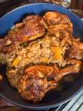 Frango estufado com arroz e pimentos