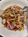 Ikan teri mentah (buat yang suka makan mentah2)