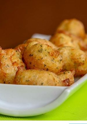 Una foto de Buñuelos de bacalao caseros