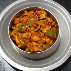 A picture of Mango pickle.