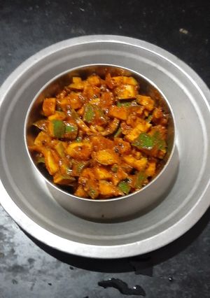 A picture of Mango pickle.