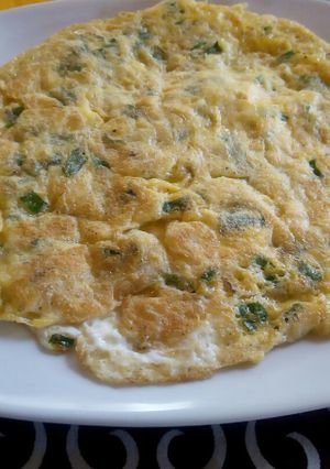 A picture of Spring onion omelette.