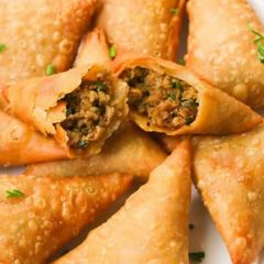 A picture of Beef samosa.