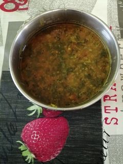 பாலகீரை தக்காளி சாம்பார் (Paalak keerai thakkaali saambar recipe in tamil) செய்முறை முக்கிய புகைப்படம்