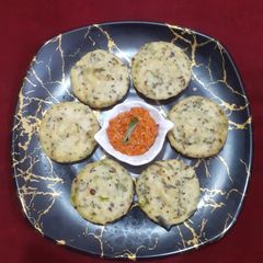 A picture of Instant Moong Dal Idli.