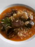 Arroz caldoso de presa ibérica y alcachofas