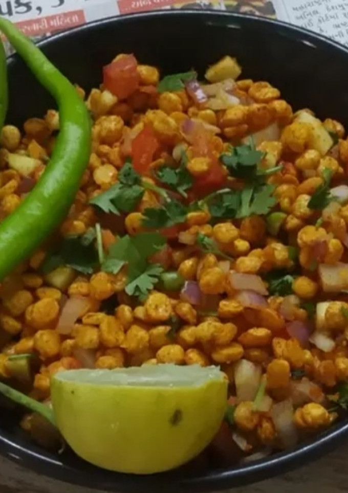 ચણાદાળ ભેળ (Chana Dal Bhel Recipe In Gujarati) રેસીપી મુખ્ય ફોટો