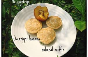 Overnight banana oatmeal muffin