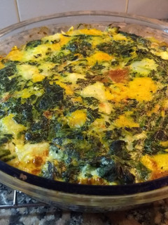 Una foto de Tortilla de espinacas, zapallo, y papas al horno