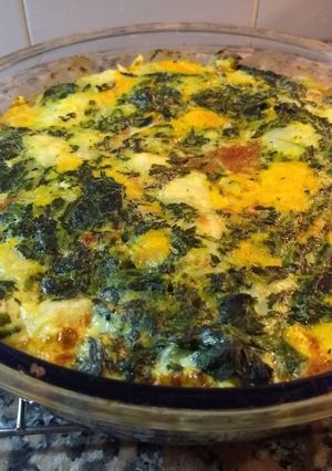 Una foto de Tortilla de espinacas, zapallo, y papas al horno