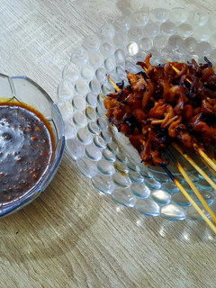 Foto resep Sate jamur tiram + sambal kacang petis pedas manis