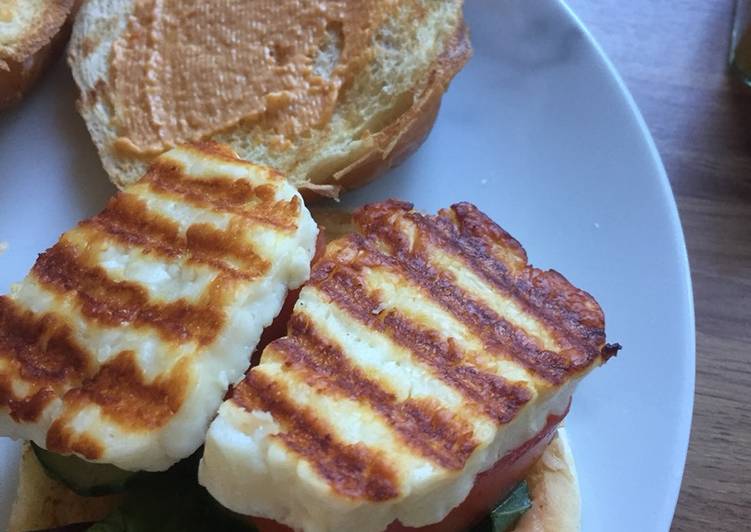 Simple Way to Make Any-night-of-the-week Halloumi Burgers with mango and chilli chutney