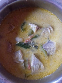 வதக்கிய தேங்காய் பலாமூஸ் கிரேவி (Vathankiya thenkaai palaamoos gravy recipe in tamil) செய்முறை முக்கிய புகைப்படம்