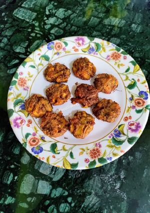 A picture of Neem Flowers Vada.