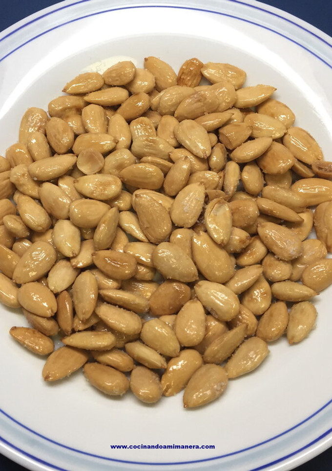 Una foto de Almendras fritas