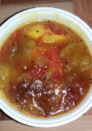 A picture of Mix fruit  chutney.