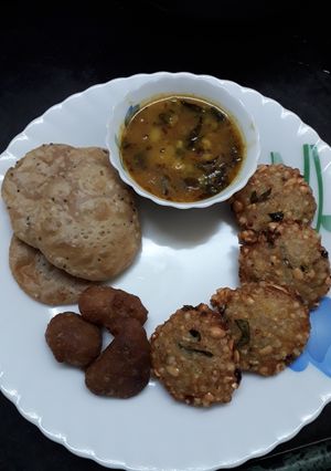 व्रत की थाली (Vrat ki thali recipe in Hindi) रेसिपी मुख्य फोटो