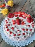 Torta panna e fragole