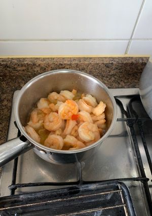Una foto de Camarones al pilpil