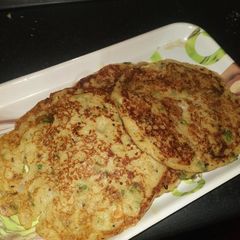 A picture of Suji aloo uthapam.