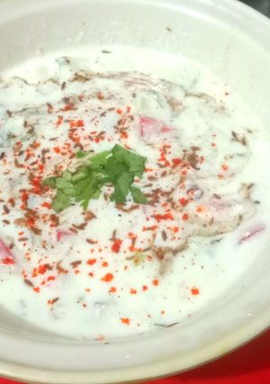 खीरे का रायता (Kheere ka raita recipe in Hindi) रेसिपी मुख्य फोटो