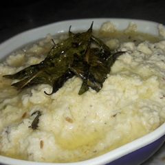 A picture of Peanut Chana  dal dip.