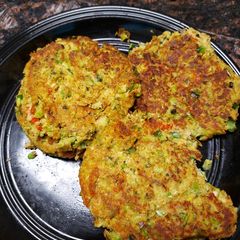 A picture of Seafood Cakes.