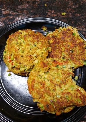 A picture of Seafood Cakes.