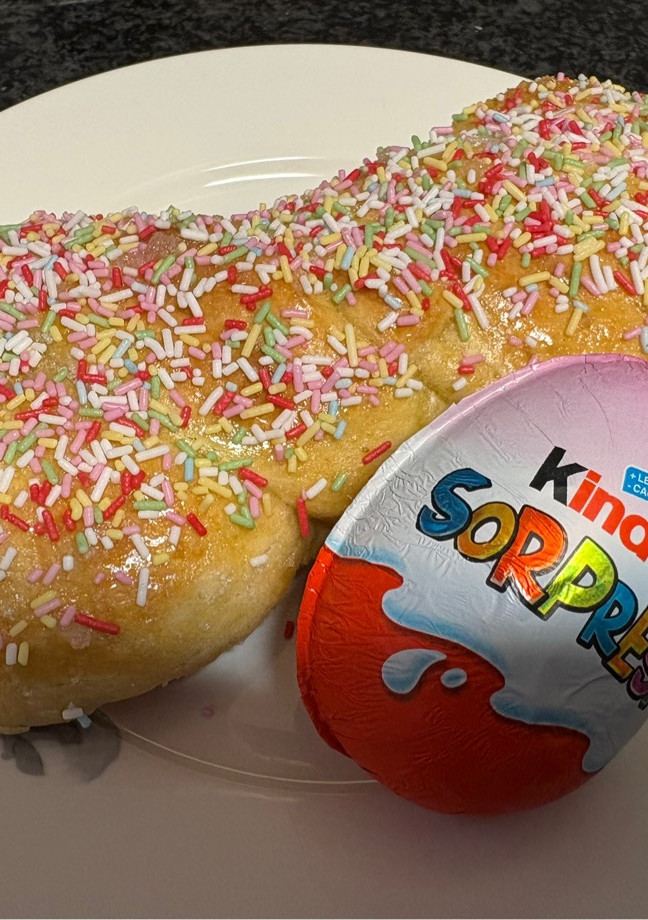 Una foto de Mona de Pascua