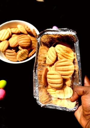 A picture of Butter cookies.