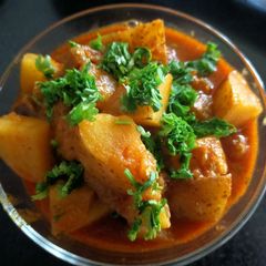 A picture of Potato-Brinjal Curry.