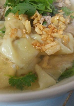 รูปของ เกี้ยวน้ำ..หมูสับ