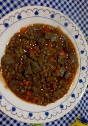 Una foto de Guiso de lentejas con hígado