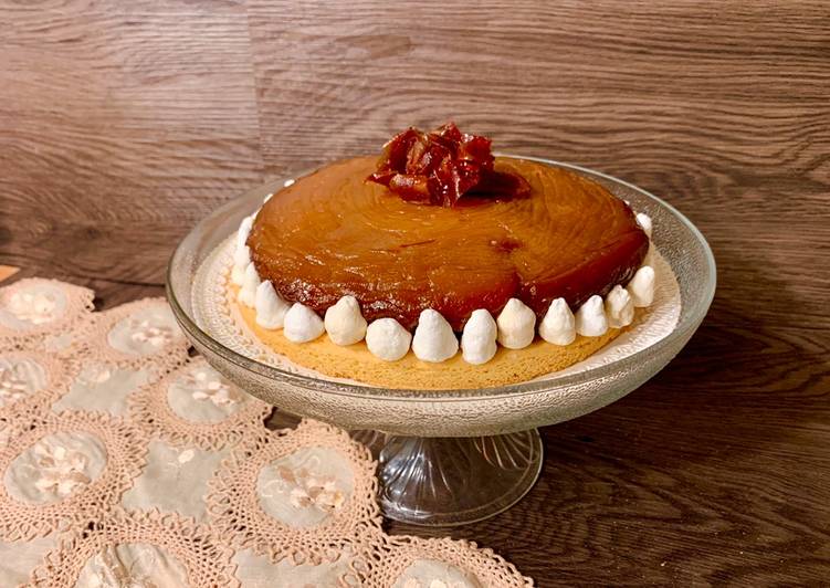 Tarte Tatin, un gomitolo fondente di Mele su un Biscotto senza Glutine