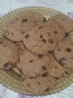 Una foto de Cookies de algarroba, linaza y pepitas de chocolate belga 85% cacao