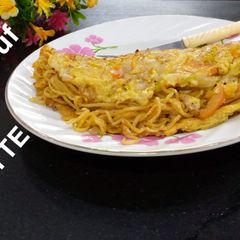 Maggi omelet A picture of Maggi omelet.