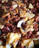 Chorizo con papas y champiñones