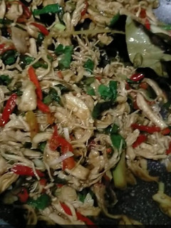 Foto resep Ayam suwir saos tiram pedas #dapurmamatria