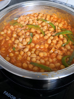 Una foto de Garbanzos con Jackfruit