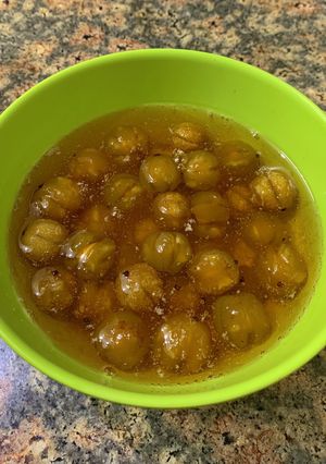 A picture of Amla murbba.