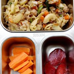 A picture of Macaroni Pasta with Mixed Vegetables and Soya Chunks.