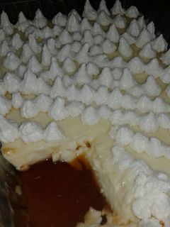 Una foto de Postre de leche🍮